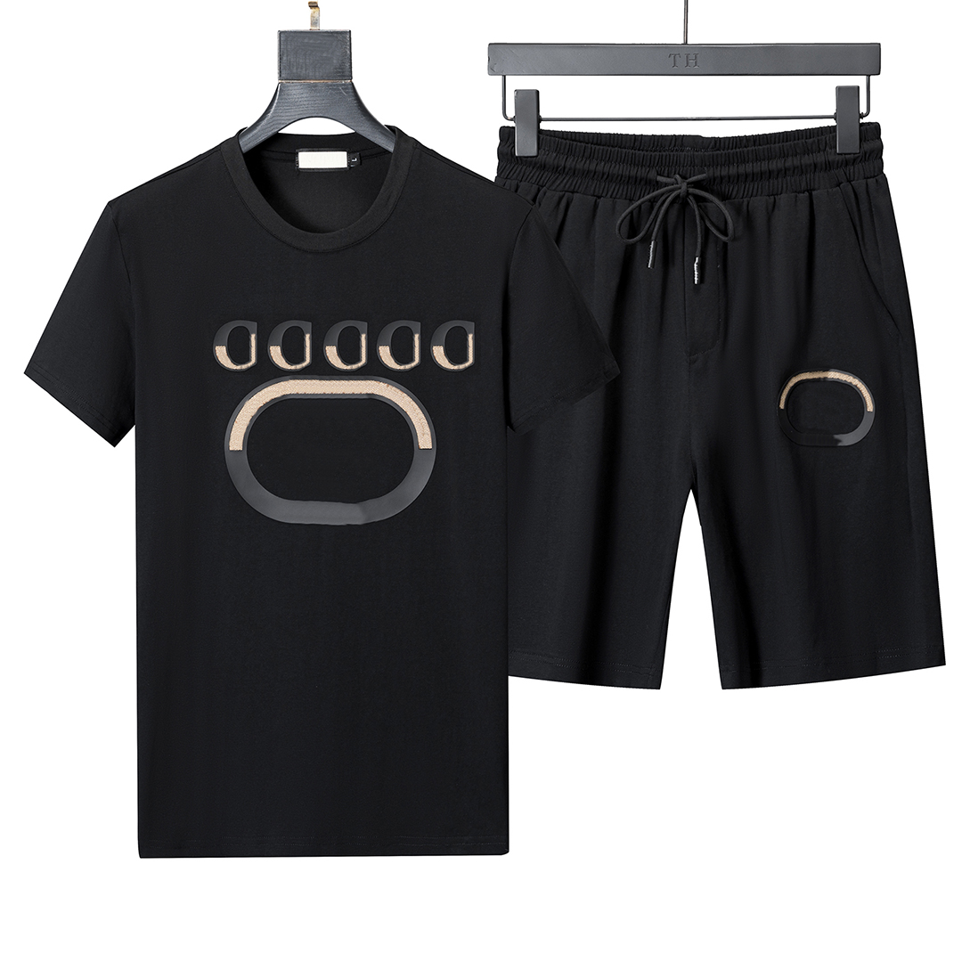 New Men's Tracksuits t shirt sets Luxury Designers woman apparel Jogger Sportswear summer fallow Sweater shirts Sweatpants Streetwear Pullover Polo Sports Suit
New Men's Tracksuits t shirt sets Luxury Designers woman apparel Jogger Sportswear summer fallow Sweater shirts Sweatpants Streetwear Pullover Polo Sports Suit