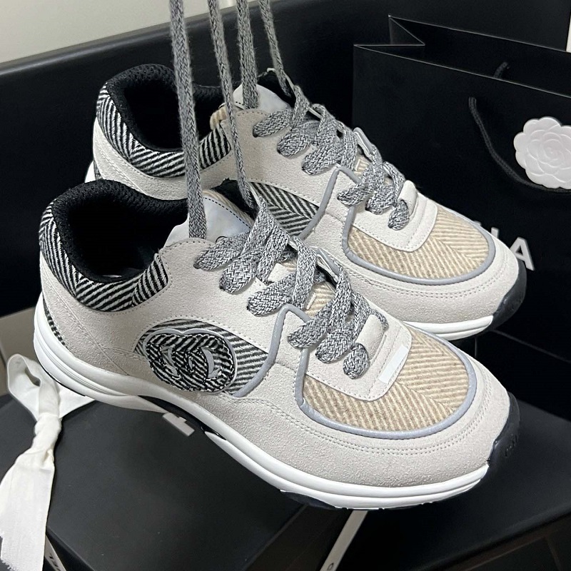 2023 autumn new Casual Shoes leather color matching small fragrance thick sole raising sneakers female leisure show thin father shoes ins tide, #5
2023 autumn new Casual Shoes leather color matching small fragrance thick sole raising sneakers female leisure show thin father shoes ins tide, #5