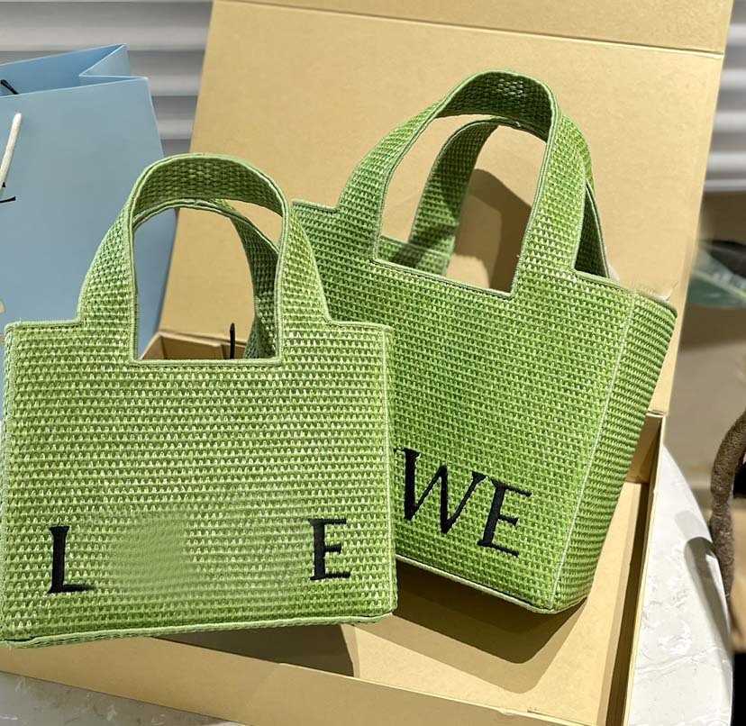 Beach Bag Embroidered Straw Woven Shopping Bag Vegetable Basket Summer New Spell Leather Beach Holiday Handbag Purse 230615, Green
Beach Bag Embroidered Straw Woven Shopping Bag Vegetable Basket Summer New Spell Leather Beach Holiday Handbag Purse 230615, Green
