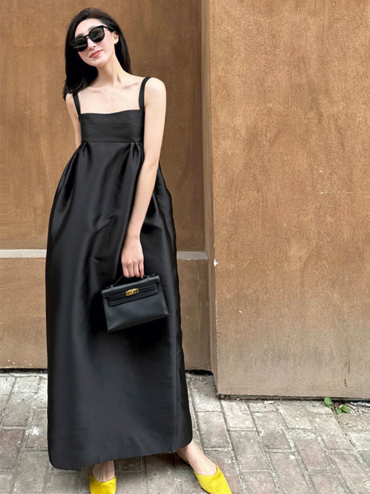 Basic Casual Dresses Maxi Black Dress for Women Sleeveless Solid Summer Backless Vintage Tender French Style Simple Slim Fit Classic Vestido Feminino 
