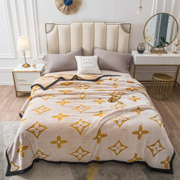 Blanket Wholesale Thickened Mink Fur Fabric Double Flannel Air Conditioning Blanket Bed Sheet Raschel Sofa Cover Blanket Top Quality Best quality