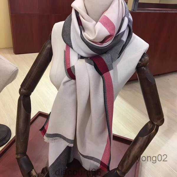 Fashion Designer Scarf for Men and Women 180-65cm Cashmere Letter Jacquard Scarves Wholesale Price of Big Brand StyleG0KFDWFO
Fashion Designer Scarf for Men and Women 180-65cm Cashmere Letter Jacquard Scarves Wholesale Price of Big Brand StyleG0KFDWFO
