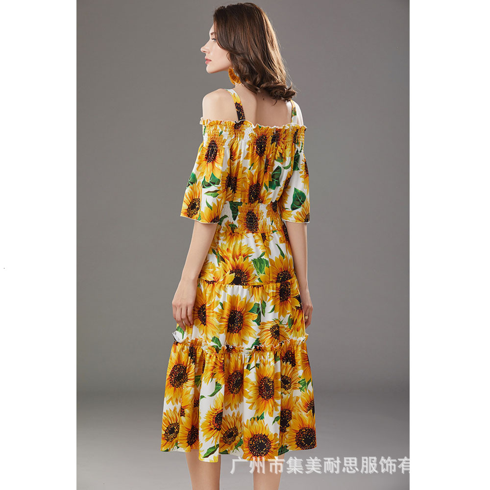 Basic Casual Dresses Summer New Style Off Shoulder Hanger Strap Off Shoulder Long Dress with Sunflower Print at Waist 210522