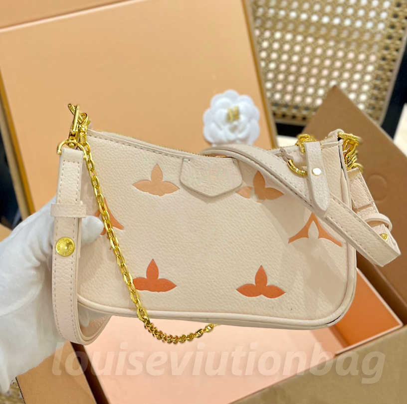 Womens multi pochette accessories designer bags handbags favorite crossbody bag lady Brand chain shoulder bag Wallet Embossed mahjong bag 104096
Womens multi pochette accessories designer bags handbags favorite crossbody bag lady Brand chain shoulder bag Wallet Embossed mahjong bag 104096