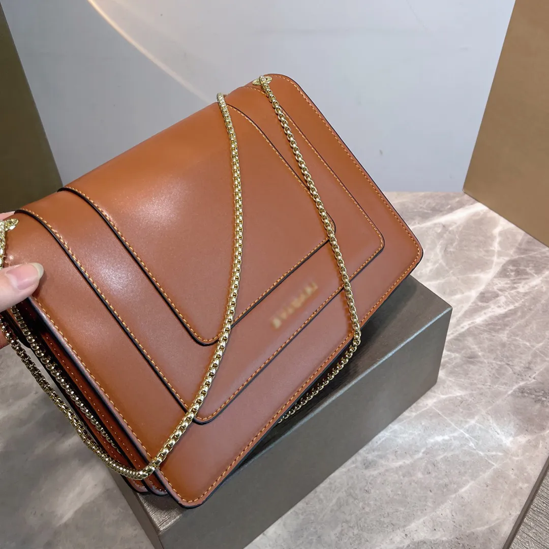 Luxury Designer Bag Classic Serpentine Shoulder Bag Women's Crossbody Bag High quality leather tote Bag brand bag Chain bag
Luxury Designer Bag Classic Serpentine Shoulder Bag Women's Crossbody Bag High quality leather tote Bag brand bag Chain bag