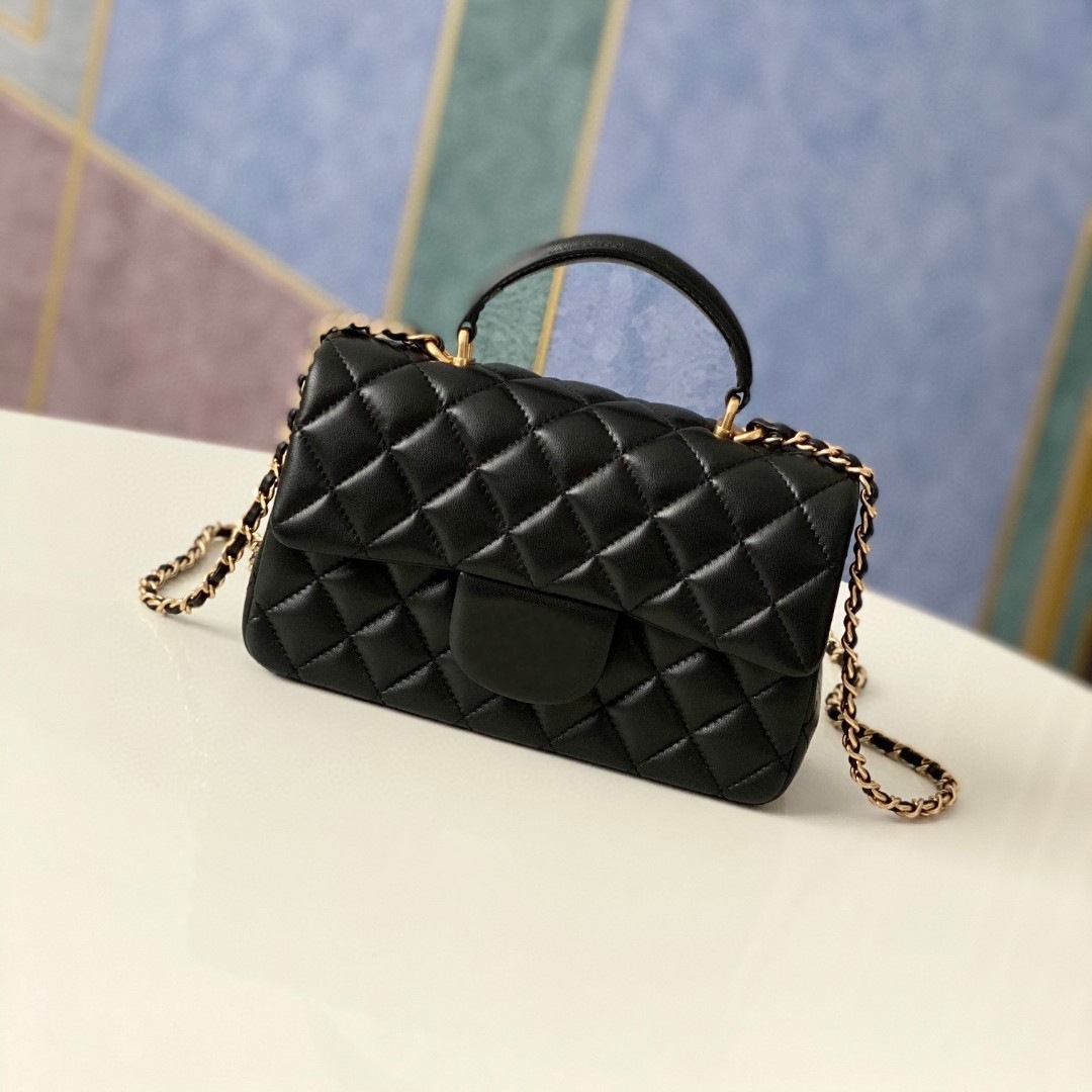 Designer Bag CF Fashion All-in-one sheepskin handle Chain Diamond check single shoulder Crossbody tote bag for women, Pink
Designer Bag CF Fashion All-in-one sheepskin handle Chain Diamond check single shoulder Crossbody tote bag for women, Pink
