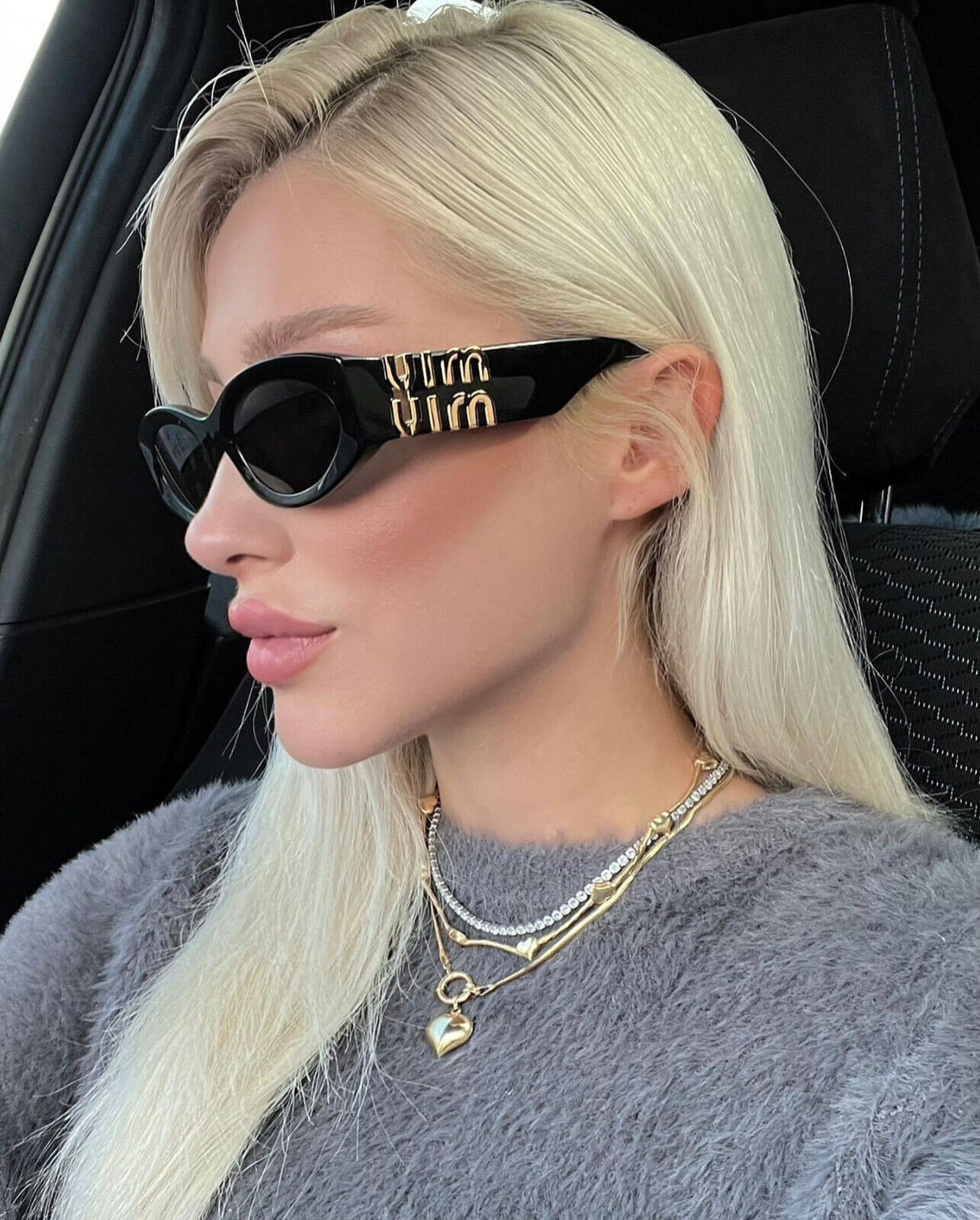 Miu sunglasses oval frame miu054 Sunglasses designer Women's radiation resistant personality Men's retro glasses board High grade high appearance value
Miu sunglasses oval frame miu054 Sunglasses designer Women's radiation resistant personality Men's retro glasses board High grade high appearance value