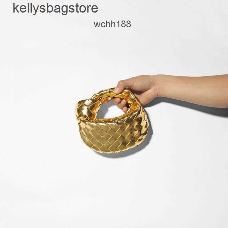 Bottegas 2023 16cm Bags Leather Bag Cute Knotted Designer Jodies Woven Small Cloud Mini Venetas Wrist Handbags Jodie Gfcx, Golden
Bottegas 2023 16cm Bags Leather Bag Cute Knotted Designer Jodies Woven Small Cloud Mini Venetas Wrist Handbags Jodie Gfcx, Golden