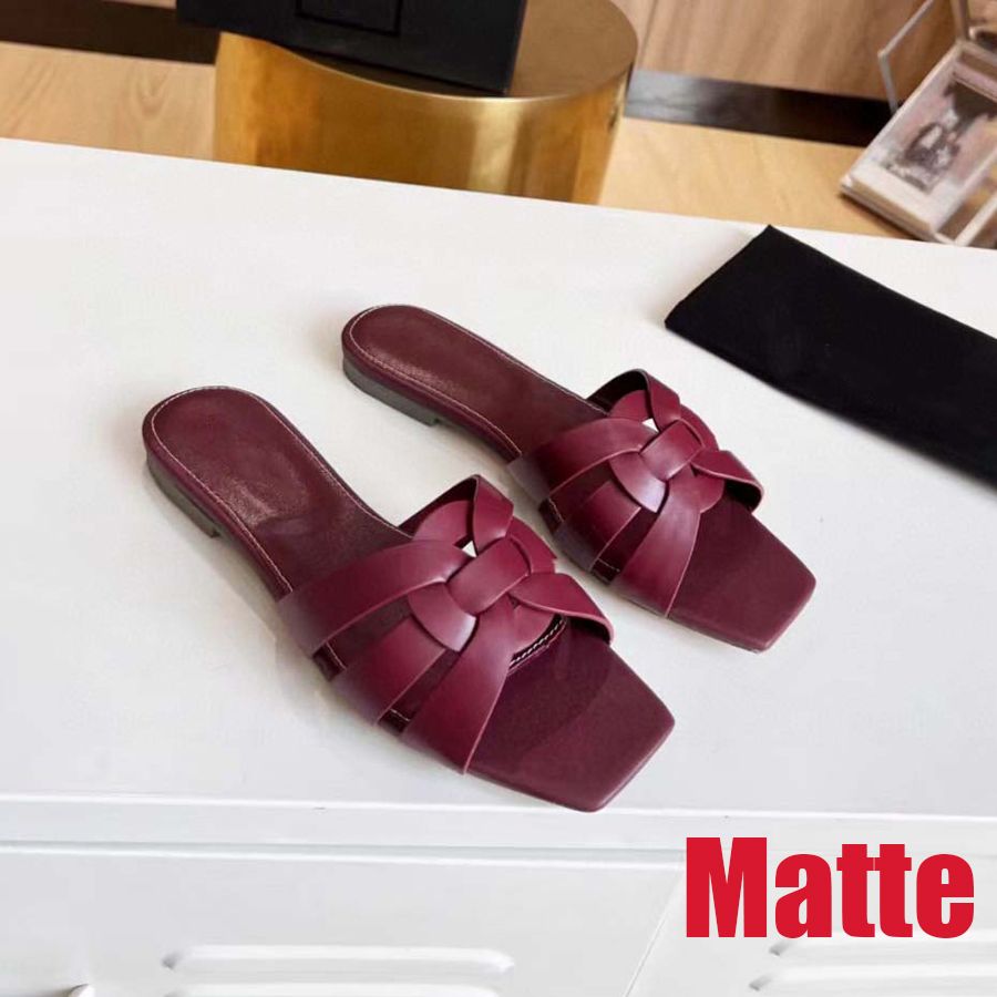 Sandals Luxury Slippers Women Slides Flat Flip Flops Slide Beach Sandal Slipper Shoes Designer Orange Crocodile Skin Summer Leather size6 35-42
Sandals Luxury Slippers Women Slides Flat Flip Flops Slide Beach Sandal Slipper Shoes Designer Orange Crocodile Skin Summer Leather size6 35-42