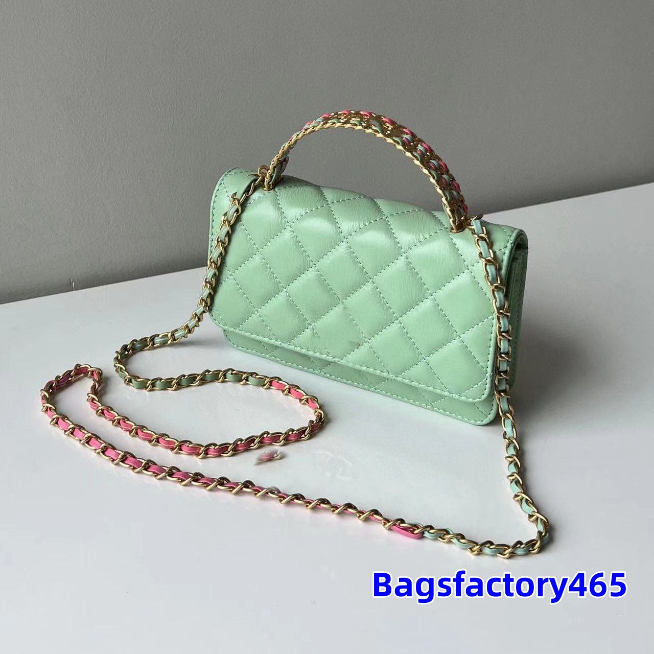 The trend of luxurious Crossbody bag leather women hardware designer shoulder bag gold diamond lattice quilting cardholders pocket mini flap with pretreatment, Style 9
The trend of luxurious Crossbody bag leather women hardware designer shoulder bag gold diamond lattice quilting cardholders pocket mini flap with pretreatment, Style 9