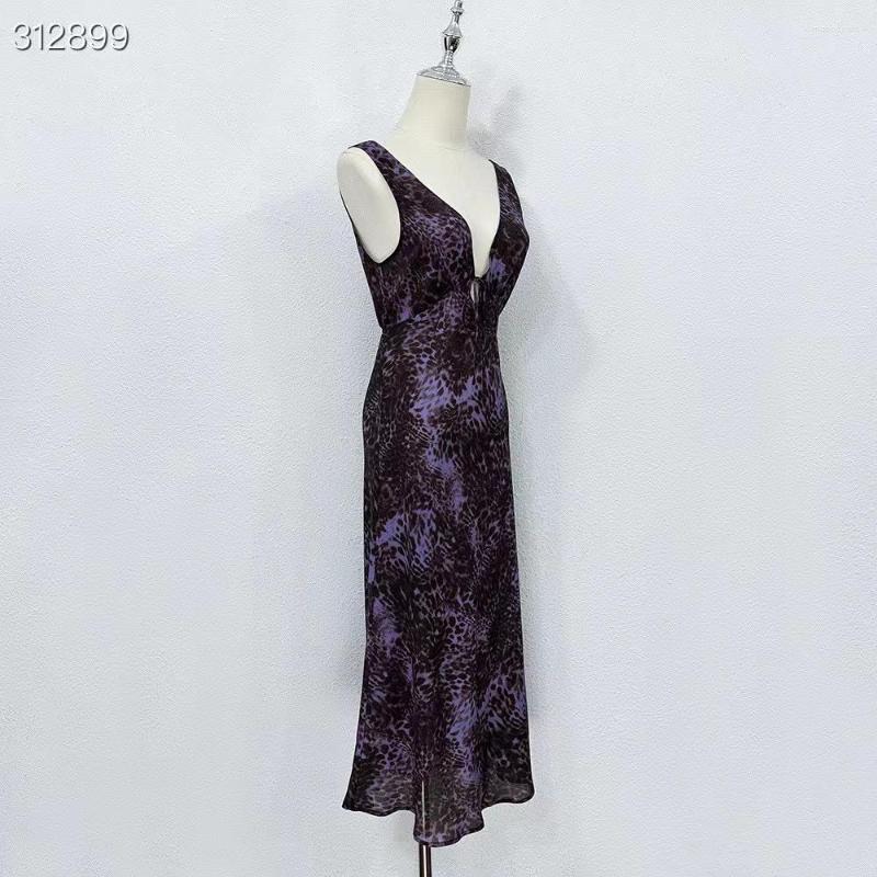 Casual Dresses Fyion Bohemian Vacation Leopard Silk Dress Women Summer Party Runway Fashion Print Sexy V-Neck Sleeveless