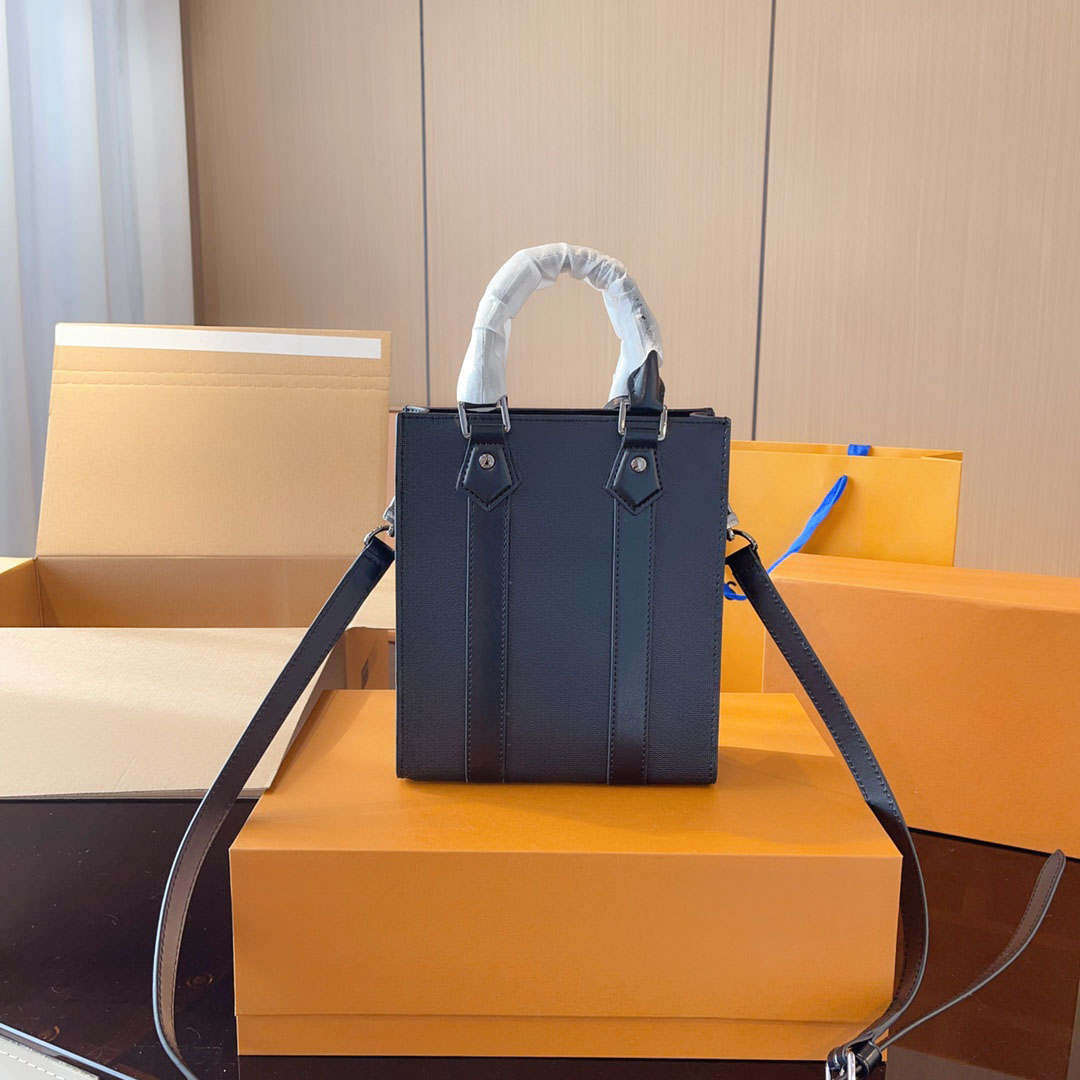 Lady Luxury the leather bucket bag Womens men Designer classic Drawstring shoulder fashion wallet buckets top handle purses handbag Crossbody Unisex bags, Black
Lady Luxury the leather bucket bag Womens men Designer classic Drawstring shoulder fashion wallet buckets top handle purses handbag Crossbody Unisex bags, Black