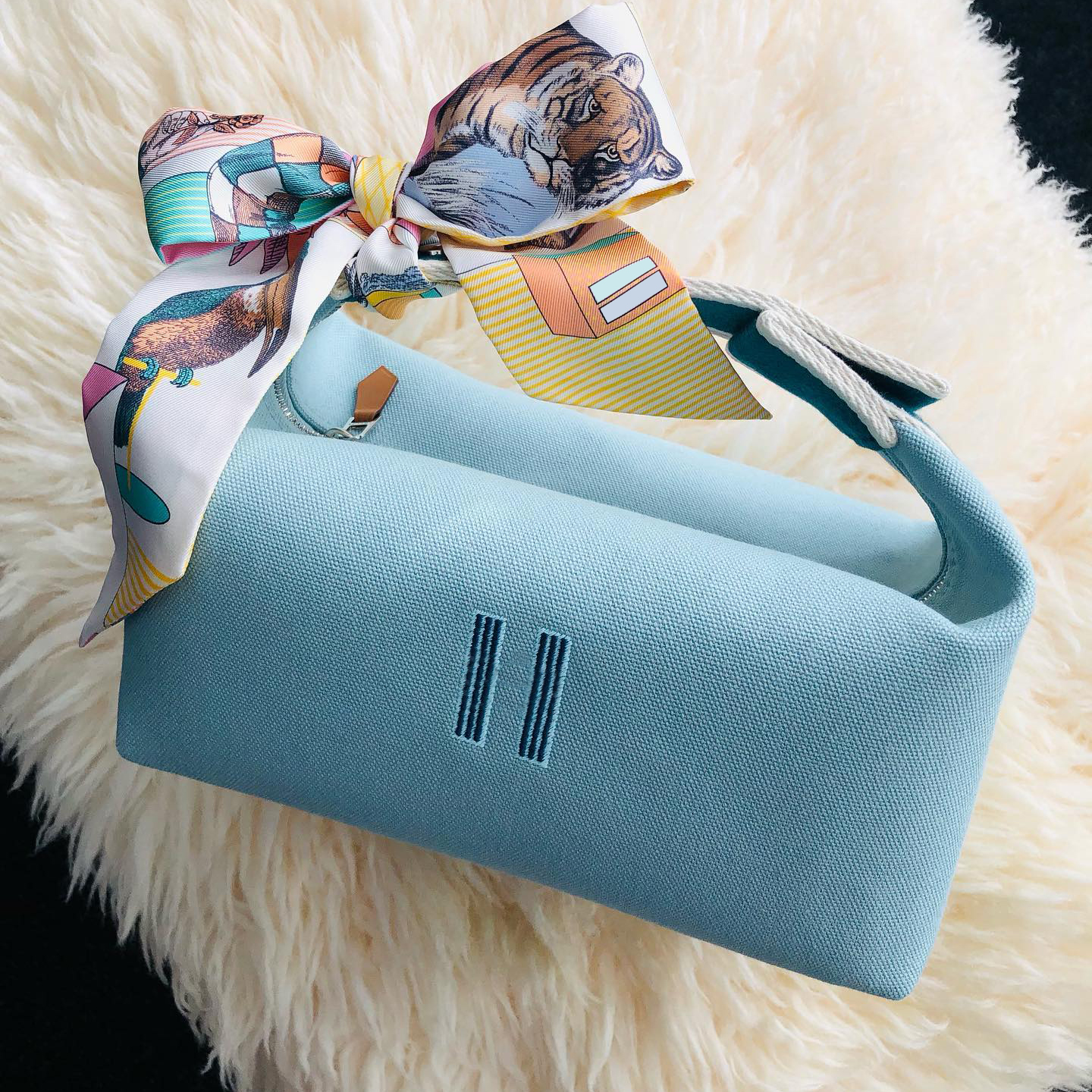 Womens Mens wash cosmetic Bags luxury nylon canvas Organizer makeup toiletry Designers pouch totes handbag clutch Stock storage Wallet travel Stuff Sack make up bag, Orange 
Womens Mens wash cosmetic Bags luxury nylon canvas Organizer makeup toiletry Designers pouch totes handbag clutch Stock storage Wallet travel Stuff Sack make up bag, Orange