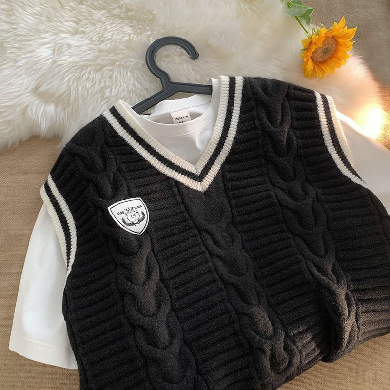 Men's Sweaters Oversize Vintage Women Men Youth Sweater Pullover Vest Couple Loose Sleeveless Striped Japanese Style 230615
