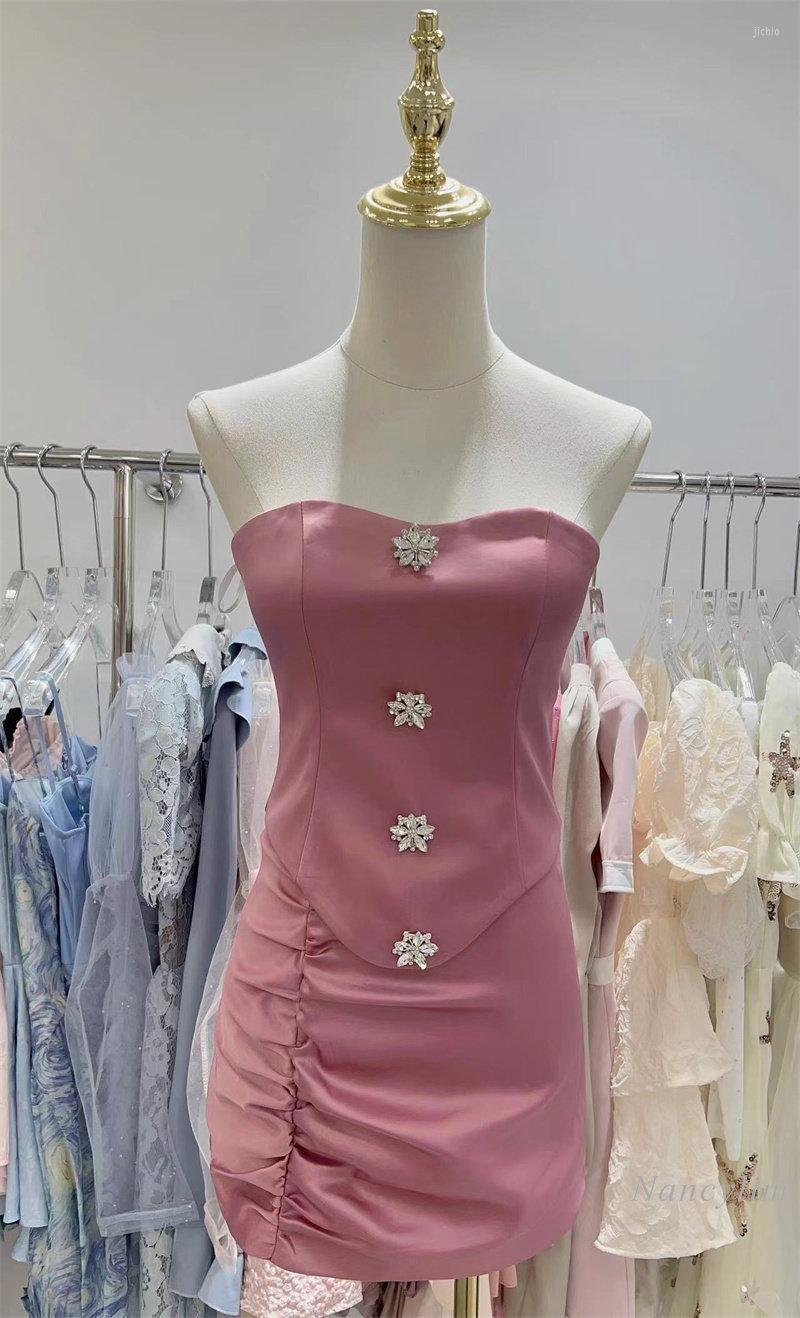 Work Dresses 2023 Summer Satin Skirt Set 2 Piece Sets Women Rhinestone Buckle Tube Top Slim Fit Slimming High Waist Short Sexy Outfit