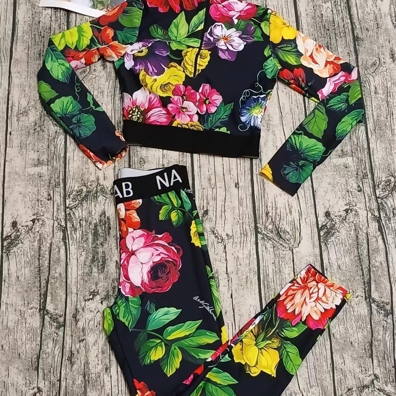 Women's Two Piece Pants Contrast Color Flower Printed Long Sleeve Pullover Retro Top And Skinny Pants Tracksuit Women Two Piece Sets Wholesale 23