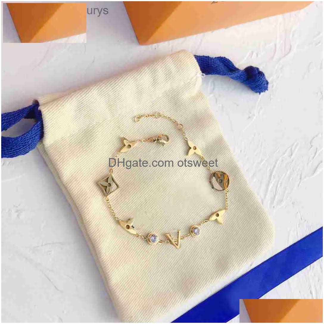 Bangle Designer Bracelets Brand Style Women Wristband Cuff Chain Letter Jewelry Crystal 18K Gold Plated Stainless St Dhjmb
Bangle Designer Bracelets Brand Style Women Wristband Cuff Chain Letter Jewelry Crystal 18K Gold Plated Stainless St Dhjmb