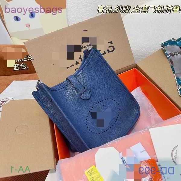 Designer Bag Bags Women's Cowhide Layer Evelynbag Totes 2023 Top h Family Crossbody Litchi Pattern Mini Fashion Ins Purse Fw6r 3 With Logo EICZ
Designer Bag Bags Women's Cowhide Layer Evelynbag Totes 2023 Top h Family Crossbody Litchi Pattern Mini Fashion Ins Purse Fw6r 3 With Logo EICZ