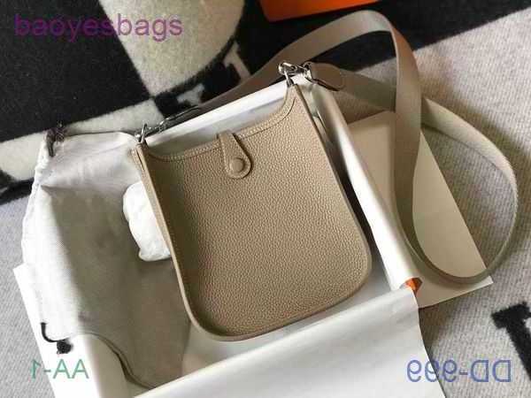 Designer Bag Mini 2023 Leather Shoulder h Crossbody Girl Evelynbag Soft Totes Bags Fashion Tote Top Litchi Cutie Pattern Bucket Women's Lrc3 1 With Logo 9DYY
Designer Bag Mini 2023 Leather Shoulder h Crossbody Girl Evelynbag Soft Totes Bags Fashion Tote Top Litchi Cutie Pattern Bucket Women's Lrc3 1 With Logo 9DYY