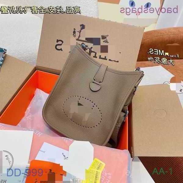 Designer Bag Bags Women's Cowhide Layer Evelynbag Totes 2023 Top h Family Crossbody Litchi Pattern Mini Fashion Ins Purse Fw6r 1 With Logo ARPQ
Designer Bag Bags Women's Cowhide Layer Evelynbag Totes 2023 Top h Family Crossbody Litchi Pattern Mini Fashion Ins Purse Fw6r 1 With Logo ARPQ