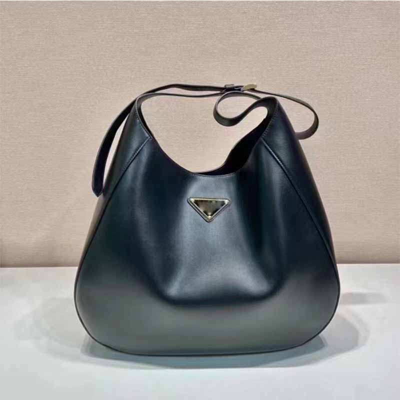 Large crossbody bag Designer Tote shopping bag Cowhide handbag shoulder bag Women's travel messenger handbags Alphabet logo Fashion Totes purse, Black
Large crossbody bag Designer Tote shopping bag Cowhide handbag shoulder bag Women's travel messenger handbags Alphabet logo Fashion Totes purse, Black