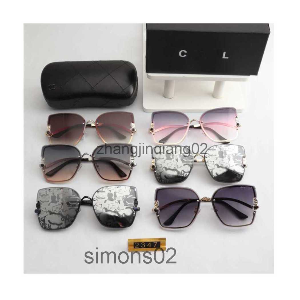 Designer Channel Sunglasses Cycle Luxurious Fashion Sports Polarize Sunglass Men Women Vintage Baseball Summer Beach Driving Oversized Black Pink Sun Glasses
Designer Channel Sunglasses Cycle Luxurious Fashion Sports Polarize Sunglass Men Women Vintage Baseball Summer Beach Driving Oversized Black Pink Sun Glasses