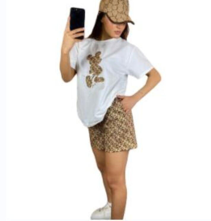 Luxury Letter Print Slim Fit Two Piece 2023GG Summer Woman O Neck Short Sleeve T-Shirt Crop Top with Pencil Pants Casual Jogger Shorts Outfits, 02
Luxury Letter Print Slim Fit Two Piece 2023GG Summer Woman O Neck Short Sleeve T-Shirt Crop Top with Pencil Pants Casual Jogger Shorts Outfits, 02