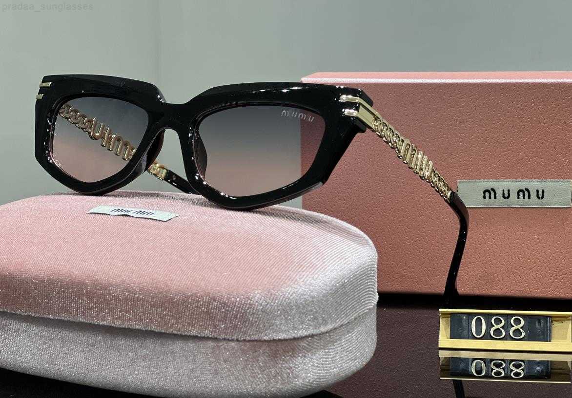Luxury Miu Sunglasses Retro Cat Eyes Women's Sunglasses Fashion Trend Cross border Glasses Women's Metal Hollow Chain Men's Goggles 33Z6Y
Luxury Miu Sunglasses Retro Cat Eyes Women's Sunglasses Fashion Trend Cross border Glasses Women's Metal Hollow Chain Men's Goggles 33Z6Y
