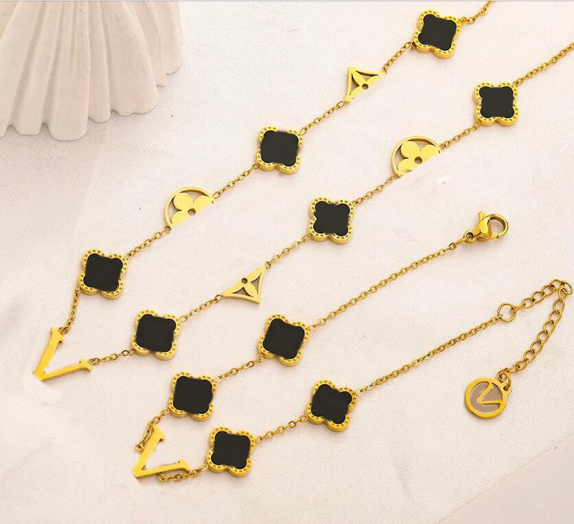 Fashion Never Fading Luxury Brand Designer Pendants Necklaces Flower Gold Silver Plated Stainless Steel Letter Choker Pendant Necklace Chain Jewelry Accessories
Fashion Never Fading Luxury Brand Designer Pendants Necklaces Flower Gold Silver Plated Stainless Steel Letter Choker Pendant Necklace Chain Jewelry Accessories