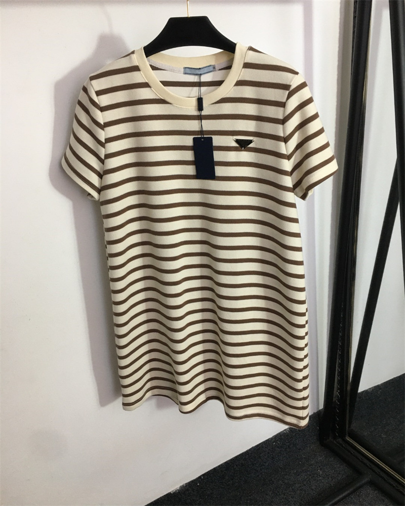 Women Striped Dresses New Letter Triangle Label Color Contrast Striped Loose Short Sleeve Casual Summer Dress Women' T-Shirt Casual, Black
Women Striped Dresses New Letter Triangle Label Color Contrast Striped Loose Short Sleeve Casual Summer Dress Women' T-Shirt Casual, Black