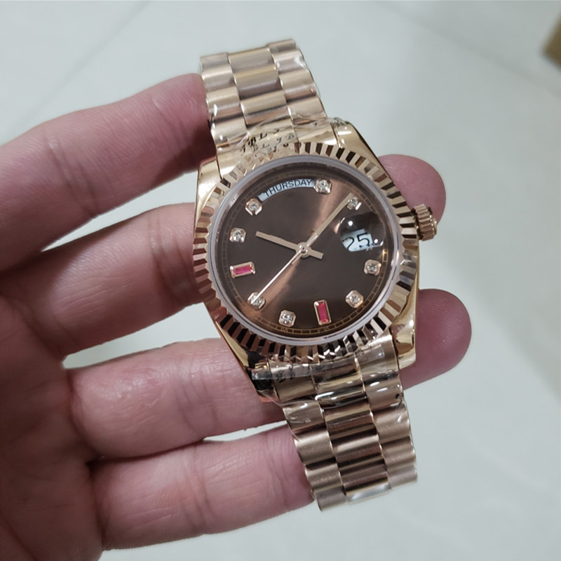 DAY DATE-mens watch automatic machine 40mm lady 36mm woman 904L stainless steel strap sapphire With diamond ROLEJ hidden folding buckle waterproof Dhgate jason 007, 16
DAY DATE-mens watch automatic machine 40mm lady 36mm woman 904L stainless steel strap sapphire With diamond ROLEJ hidden folding buckle waterproof Dhgate jason 007, 16