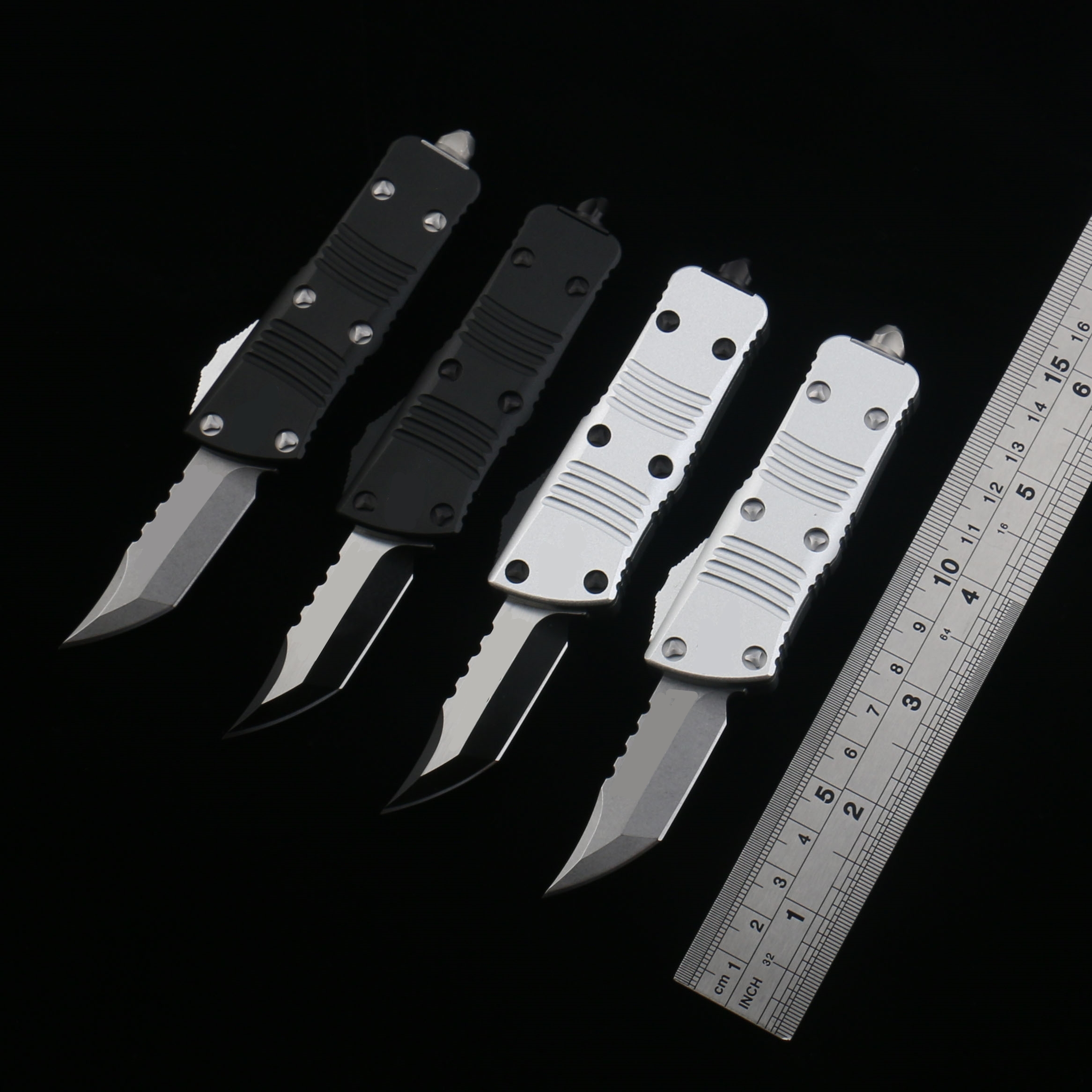 DIQIFENG Version Auto Mini-M Hellhound knives Stone washed D2 Steel T6-6061 Aviation Aluminum Alloy Handle Outdoor Camping EDC Pocket knife
DIQIFENG Version Auto Mini-M Hellhound knives Stone washed D2 Steel T6-6061 Aviation Aluminum Alloy Handle Outdoor Camping EDC Pocket knife
