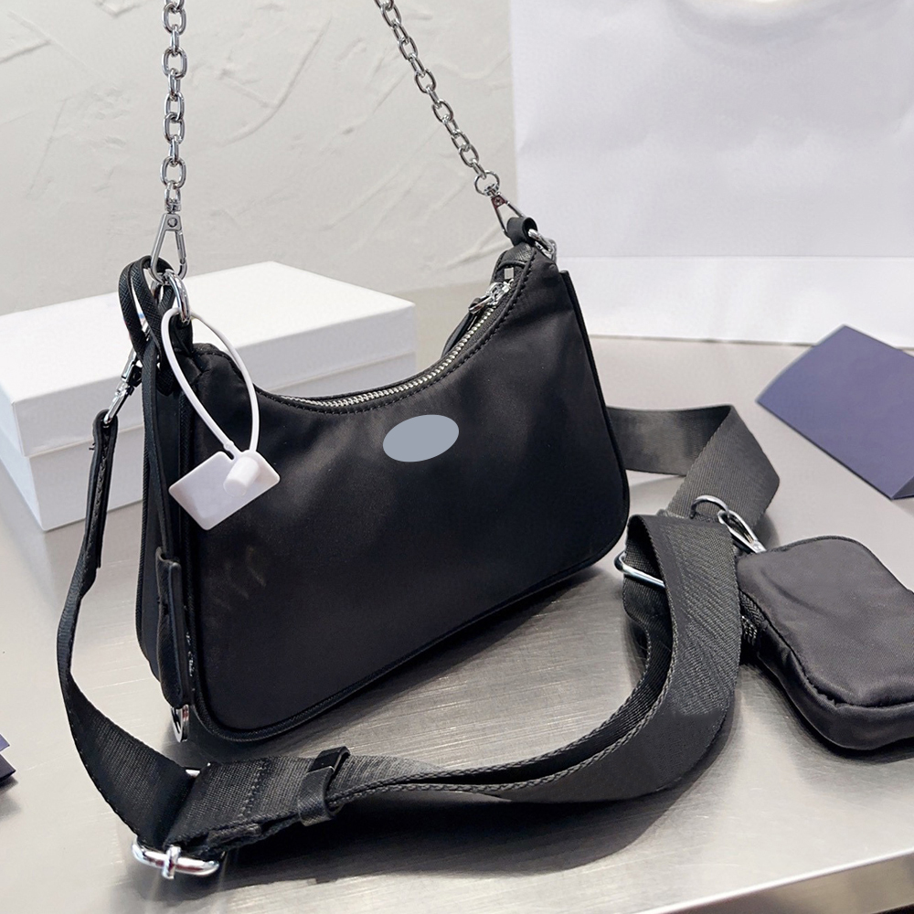 Black Nylon Shoulder Bag Crossbody Woman Designer Bag Luxurys Handbags Classic Design Messengers Ladies Purse
Black Nylon Shoulder Bag Crossbody Woman Designer Bag Luxurys Handbags Classic Design Messengers Ladies Purse