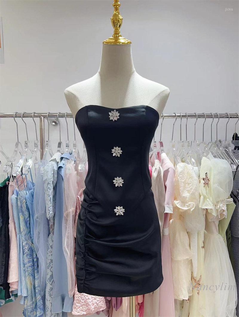 Work Dresses 2023 Summer Satin Skirt Set 2 Piece Sets Women Rhinestone Buckle Tube Top Slim Fit Slimming High Waist Short Sexy Outfit