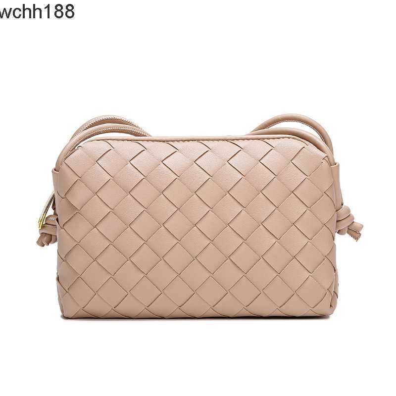 Winter Venetas Designer Bags Girl Bottegas Loop Autumn 2023 Knitted Leather Women's Crossbody Small Square Bag Versatile Soft Leather Shoulder Hclv, Light grey9
Winter Venetas Designer Bags Girl Bottegas Loop Autumn 2023 Knitted Leather Women's Crossbody Small Square Bag Versatile Soft Leather Shoulder Hclv, Light grey9
