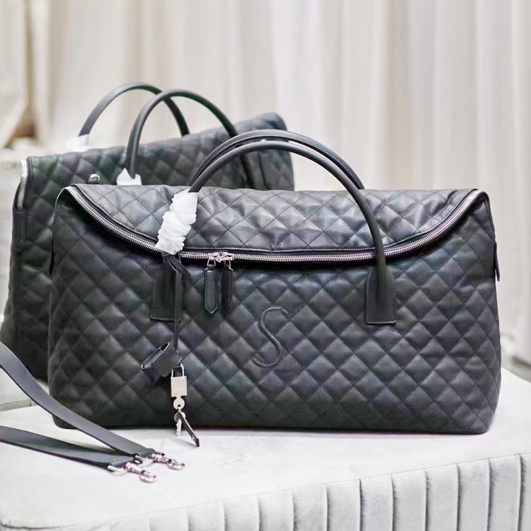 top handle es quilted leather womans travel bag the tote Beach pochette lady Clutch Bags Luxury designer Shoulder bag mans travel sling summer shopper CrossBody Bags, Black
top handle es quilted leather womans travel bag the tote Beach pochette lady Clutch Bags Luxury designer Shoulder bag mans travel sling summer shopper CrossBody Bags, Black
