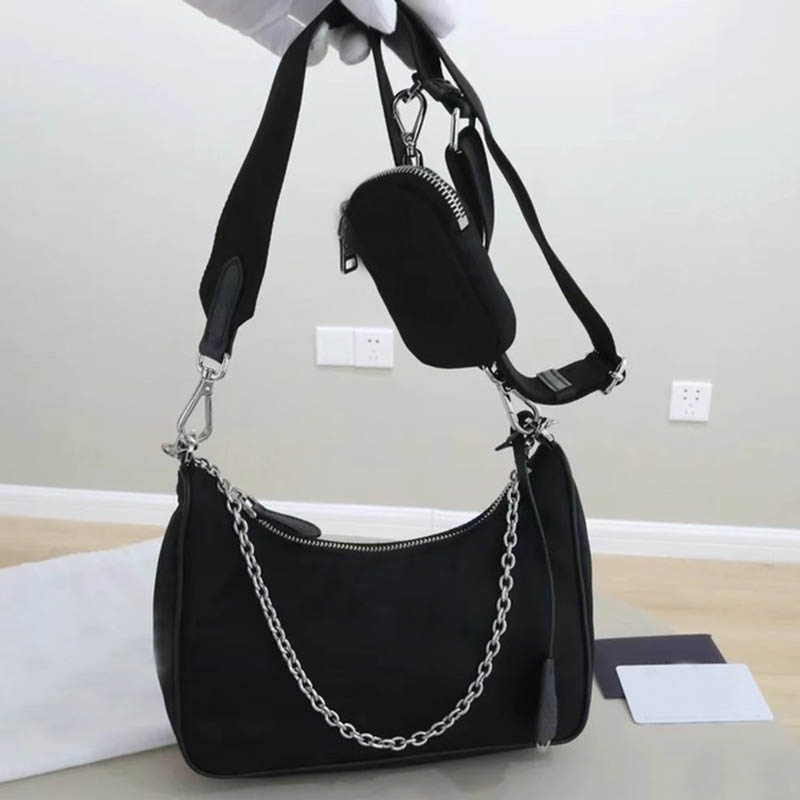 Nylon Bag Crossbody Triangle designer bags Sale 3 Piece Re Edition 2000 2005 Hobo Underarm bag Cleo Shoulder bag pradaa Luxury Fashion Women Black Pink Leather Handbag
Nylon Bag Crossbody Triangle designer bags Sale 3 Piece Re Edition 2000 2005 Hobo Underarm bag Cleo Shoulder bag pradaa Luxury Fashion Women Black Pink Leather Handbag