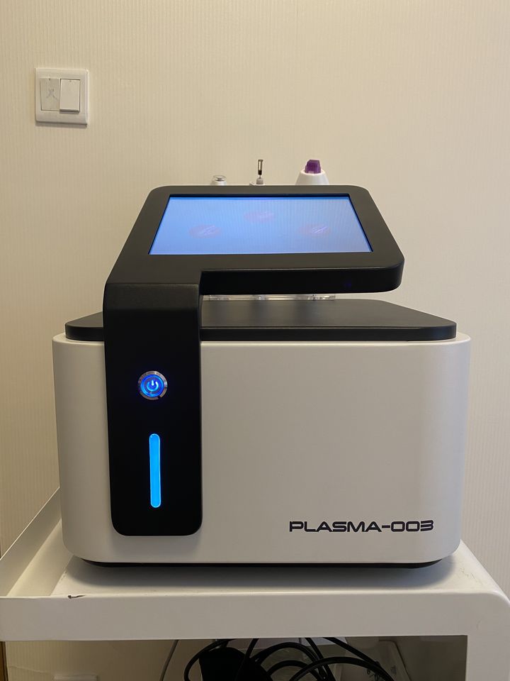 Hot Sale Plasma Dot Matrix Beauty Instrument Professional Freckle Removing Acne Removing and Skin rejuvenation