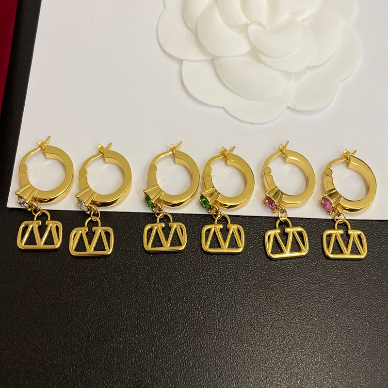 Women Earrings Gold Stud Earings Luxury Designer Jewelry Shiny Charm Earing Diamond Earring with Box V Hoop Jewlery Engagement 236153C
Women Earrings Gold Stud Earings Luxury Designer Jewelry Shiny Charm Earing Diamond Earring with Box V Hoop Jewlery Engagement 236153C