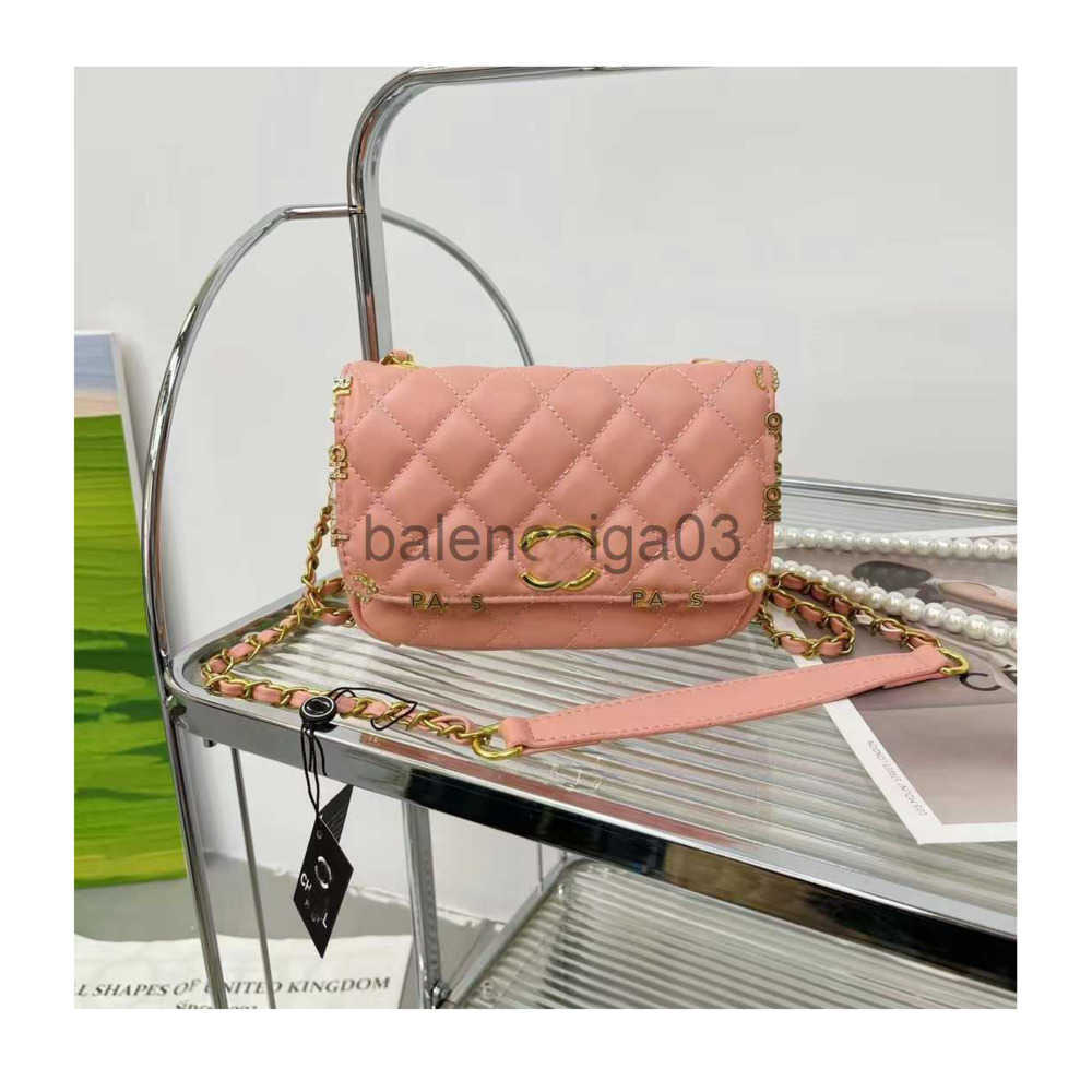 Designer Channel Bag Beach Bag Luxurious Fashion Brands Handbag Crossbody Purse Man Woman New Pink Leather Shoulder Messenger Makeup Tote Bag, Red
Designer Channel Bag Beach Bag Luxurious Fashion Brands Handbag Crossbody Purse Man Woman New Pink Leather Shoulder Messenger Makeup Tote Bag, Red