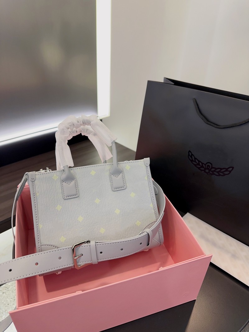 23ss fashion designer Bag Star printed handbag Shoulder bag leather crossbody bag, Pink
23ss fashion designer Bag Star printed handbag Shoulder bag leather crossbody bag, Pink