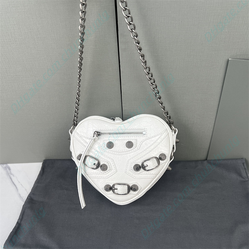 Women's Chain shoulder Heart Bags Solid color leather handbags mini Cross body Shoulders bag totes Fashion style three-colour Evening Bags Cosmetic Bags, White
Women's Chain shoulder Heart Bags Solid color leather handbags mini Cross body Shoulders bag totes Fashion style three-colour Evening Bags Cosmetic Bags, White