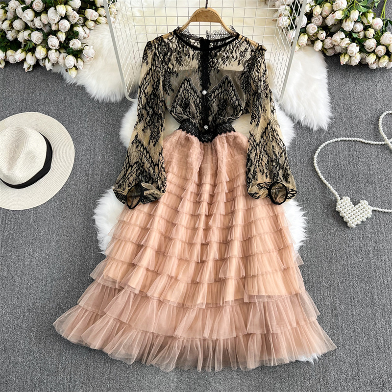 Casual Dresses 2023 Summer Round Neck Lace Stitching Mesh A-line Dress High Waist Puff Sleeve Dresses Vestidos Elegant Mid-Length Ladies Dress, Same as picture
Casual Dresses 2023 Summer Round Neck Lace Stitching Mesh A-line Dress High Waist Puff Sleeve Dresses Vestidos Elegant Mid-Length Ladies Dress, Same as picture