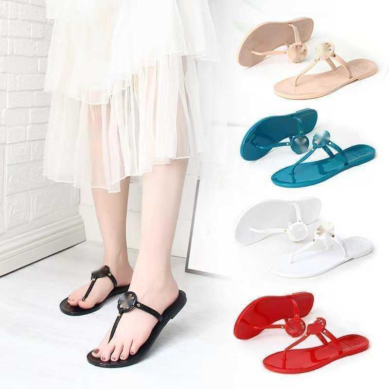 Slippers Slippers Ladies 2023 New Fashion Summer TB Transparent Flipflops PVC Flat Bottom Leisure Beach Plus Size Jelly Sandals Women Z0220, Brown
Slippers Slippers Ladies 2023 New Fashion Summer TB Transparent Flipflops PVC Flat Bottom Leisure Beach Plus Size Jelly Sandals Women Z0220, Brown