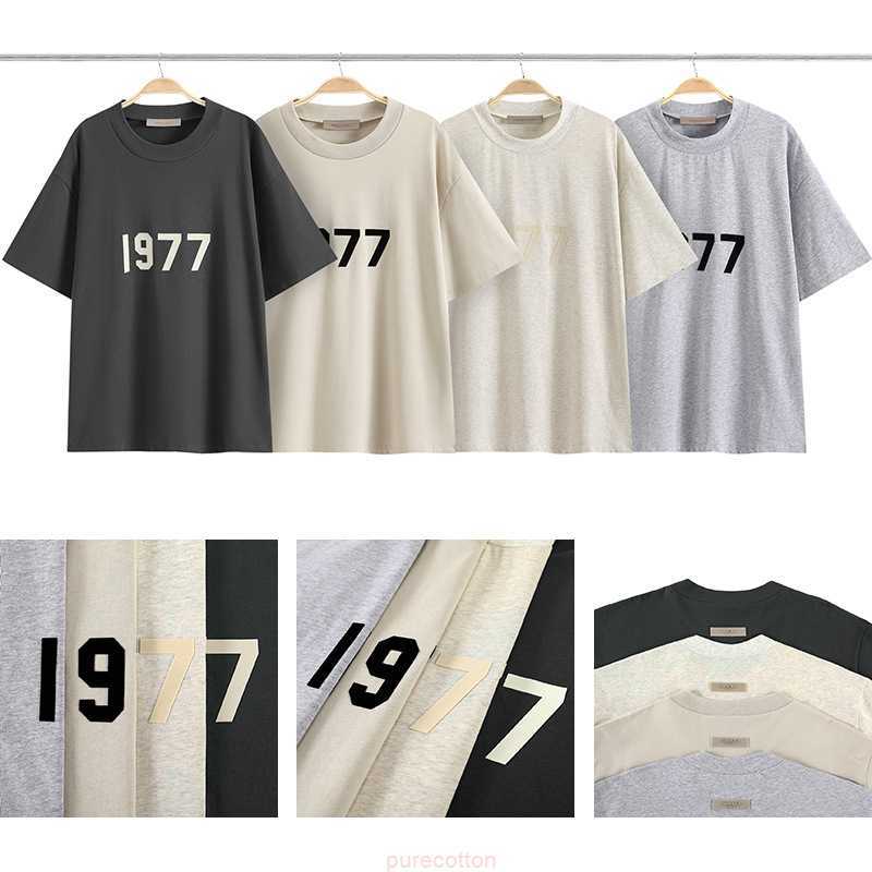 ESS Fog casual breathable pullover oversized crewneck washed cotton 1977 flocking printing T Shirt, Black
ESS Fog casual breathable pullover oversized crewneck washed cotton 1977 flocking printing T Shirt, Black