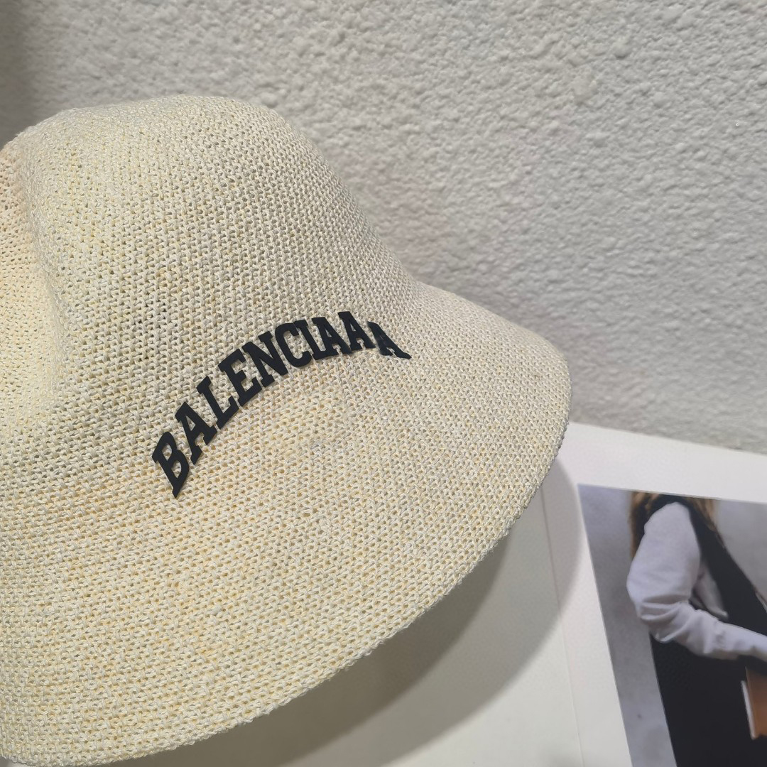 High end latest casual Bucket hat, male and female designers, Beanie Cap denim fabric, small head enclosure, same style
High end latest casual Bucket hat, male and female designers, Beanie Cap denim fabric, small head enclosure, same style