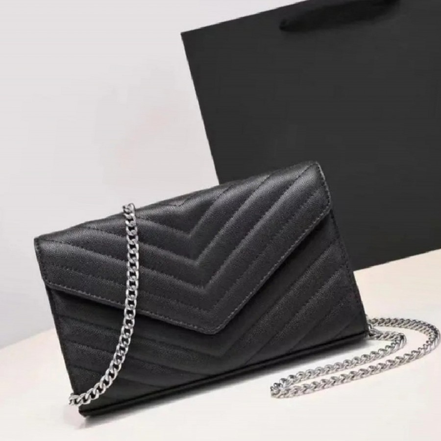Luxury Designers Evening Bags Cross Body Style Fashion Women's Shoulder Bag Gold and Silver Chain Purse Lady Handbag Messenger With 5 Color 517, Red-gold chain
Luxury Designers Evening Bags Cross Body Style Fashion Women's Shoulder Bag Gold and Silver Chain Purse Lady Handbag Messenger With 5 Color 517, Red-gold chain