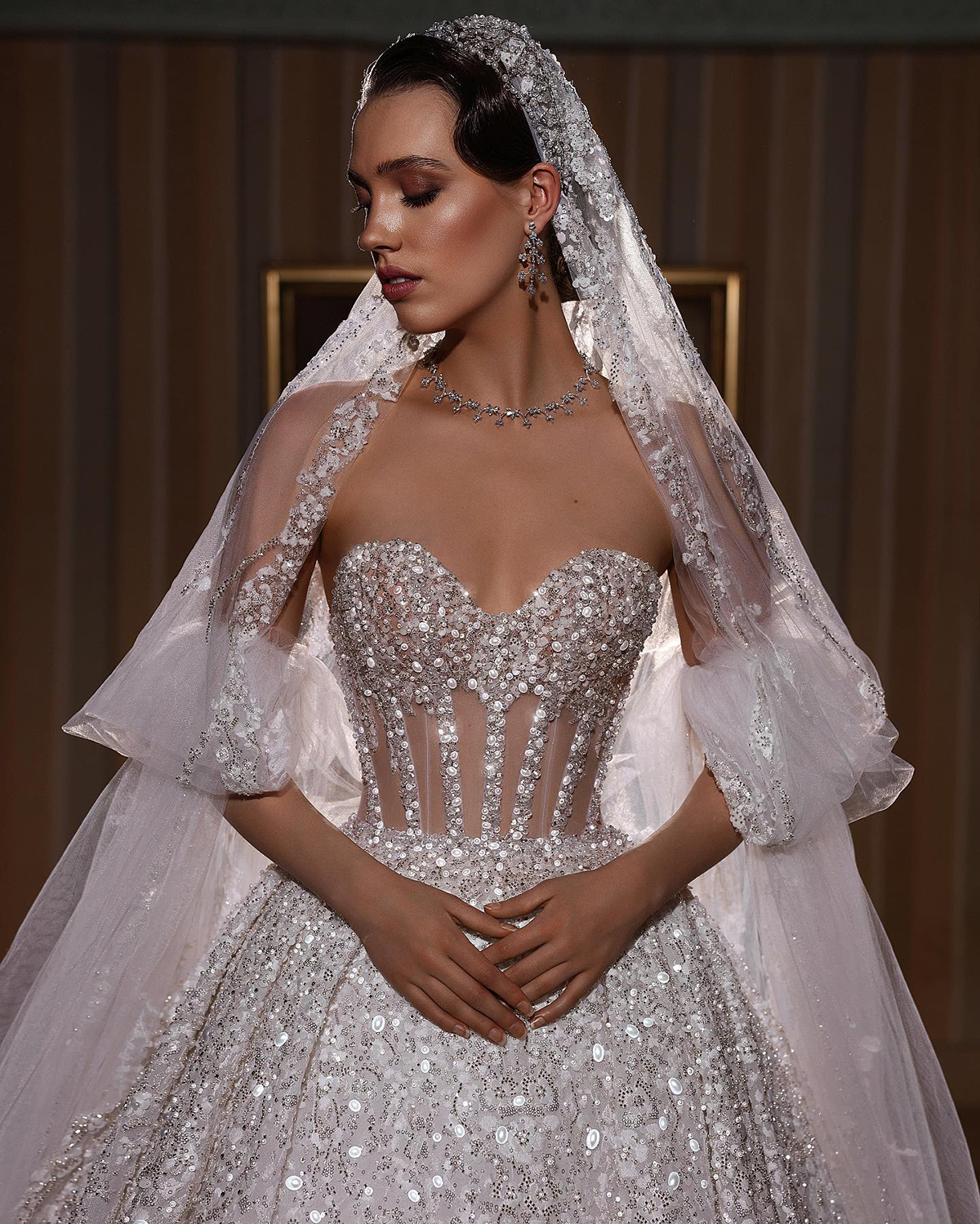 Exquisite Sweetheart Arabic Wedding Dresses Ball Gown Shiny Pearls Sequins Lace Bridal Dress Custom Made Vestido De Noiva