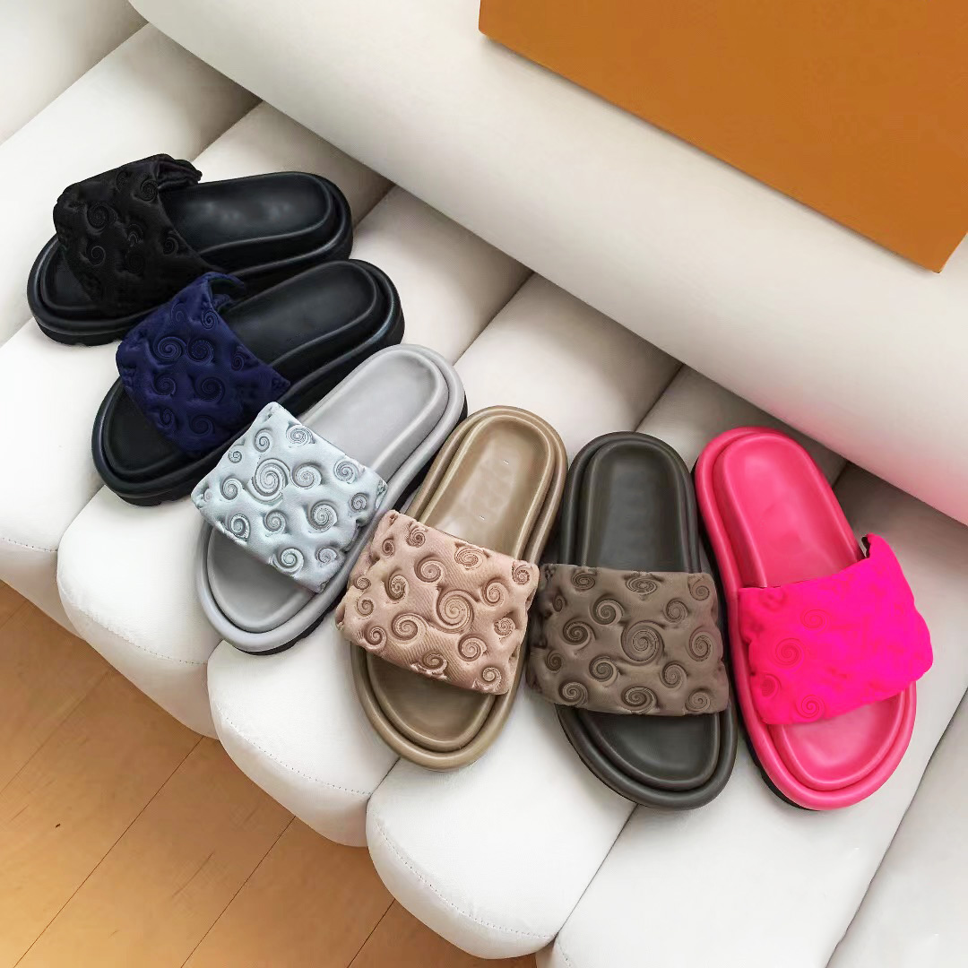 Designer Slippers Brand Man Slides black Scuff 31 MODELS Flat Sandals Pool Pillow Mules Sunset Padded Front Strap Mule Women Fashion Slide Size Easy-to-wear Style 35-45, #14
Designer Slippers Brand Man Slides black Scuff 31 MODELS Flat Sandals Pool Pillow Mules Sunset Padded Front Strap Mule Women Fashion Slide Size Easy-to-wear Style 35-45, #14