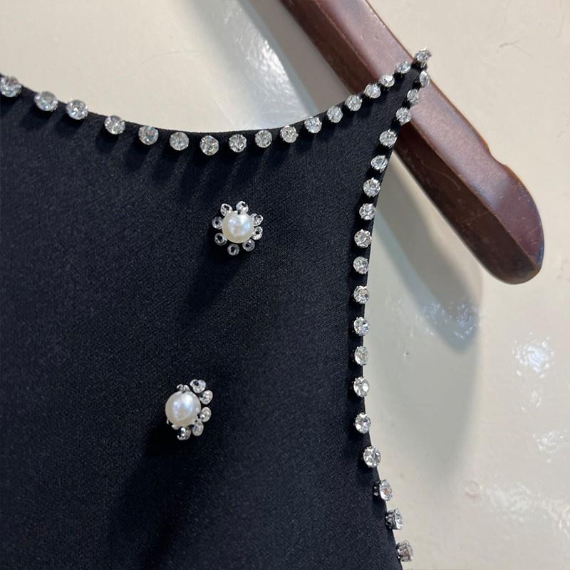 Casual Dresses 2023 Fashion Summer Women Sexy Spaghetti Strap Sleeveless Flares Beading Pearls Mini Elegently Slim Black Dress